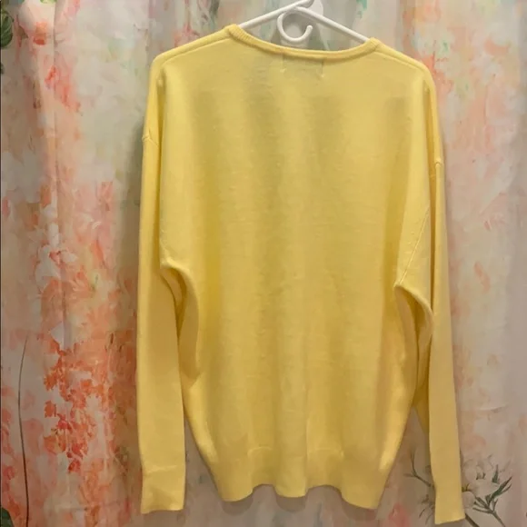 Sag Harbor Yellow V-Neck Sweater with Relaxed Fit - Picture 7 of 7